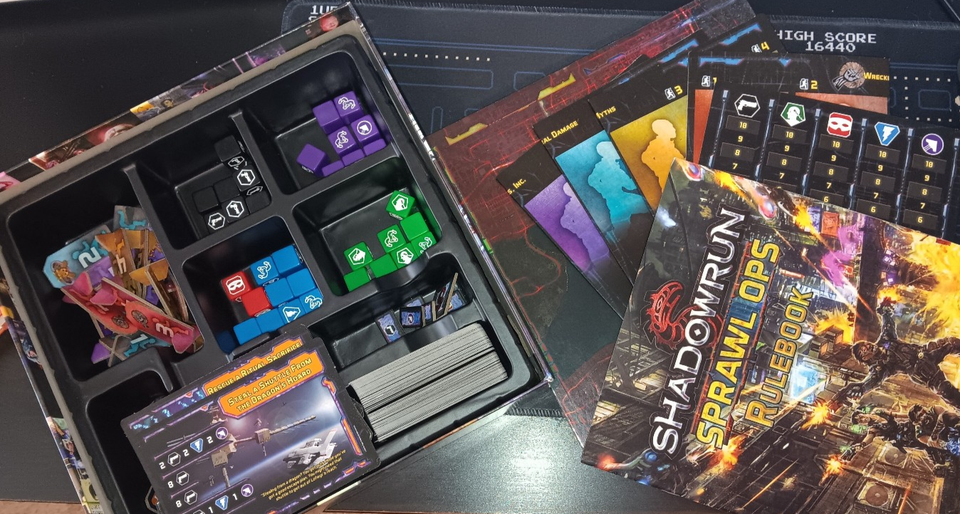 Shadowrun - Sprawl Ops * Catalyst Boardgame * Pre-Owned