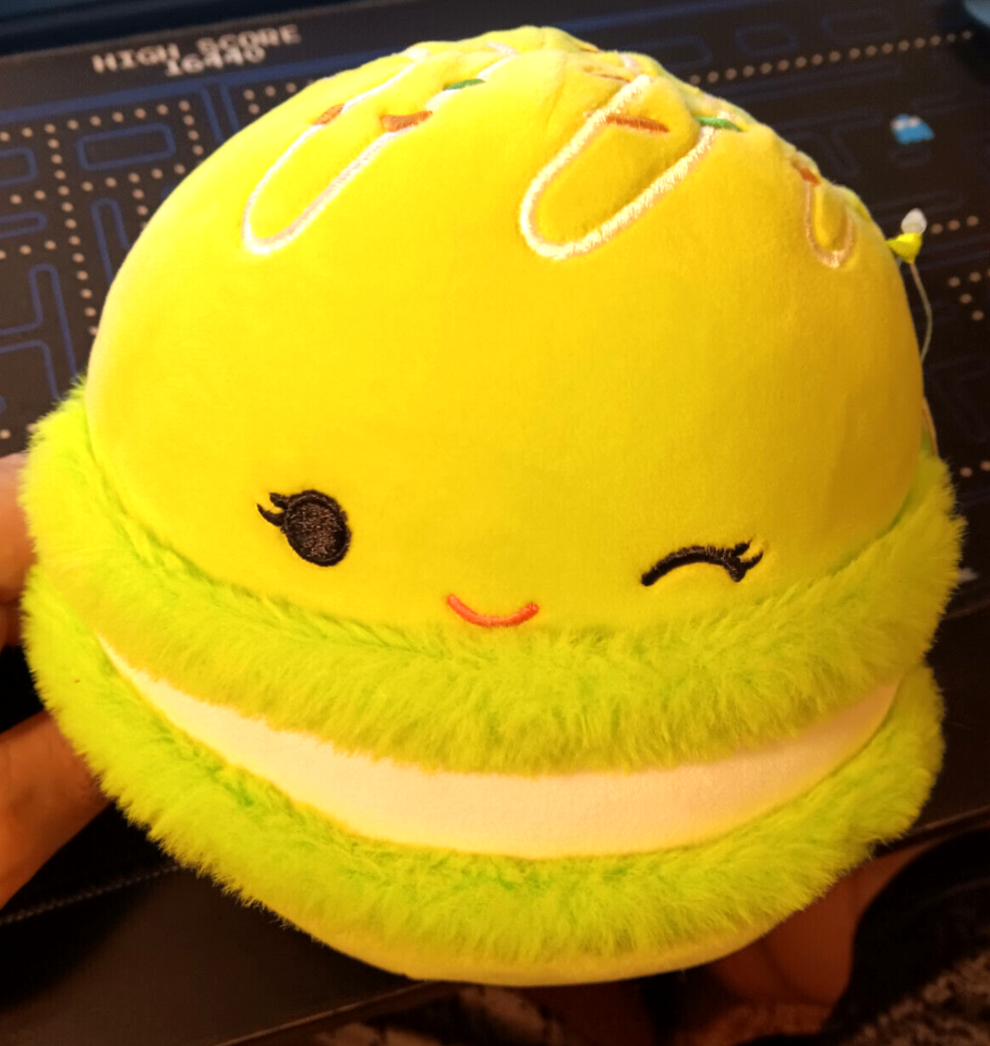 Squishmallows * Donnelly the Green Macaron * 7” New
