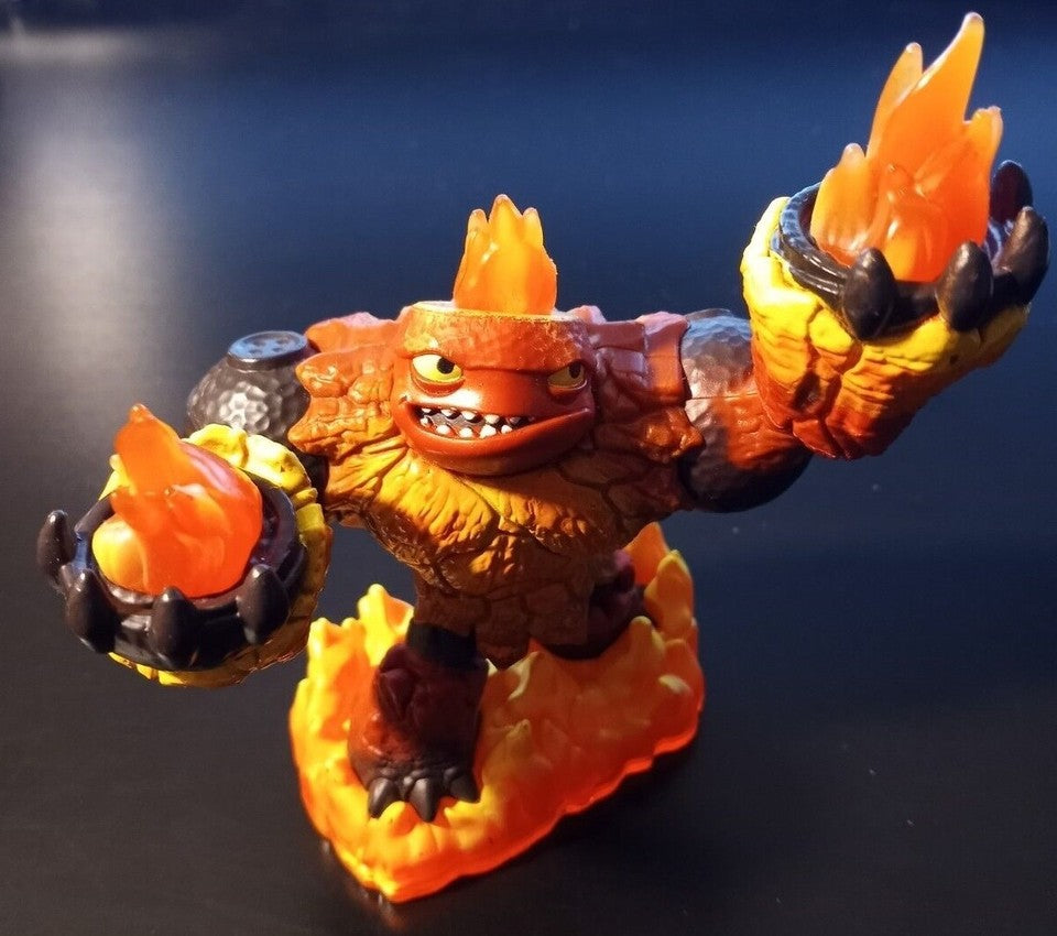 Skylanders GIANTS HOT HEAD Action Figure : 2012 Activision